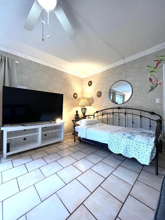 Great Location Condo 2 Min Walk From The Beach Fort Lauderdale Dış mekan fotoğraf