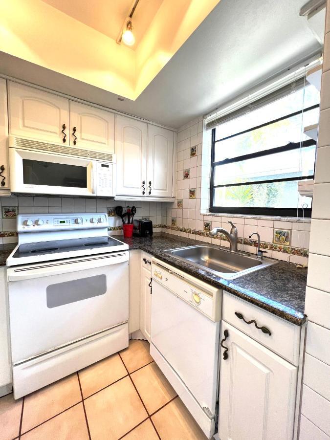 Great Location Condo 2 Min Walk From The Beach Fort Lauderdale Dış mekan fotoğraf